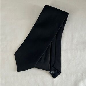 Puritan Sleek Black Necktie
